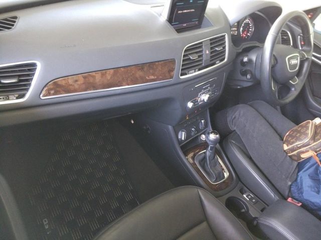 Image for 2017 Audi Q3 1.4 TFSI AUTOMATIC - FACTORY ALLOYS - FULL BLACK LEATHER - WOOD FINISHING