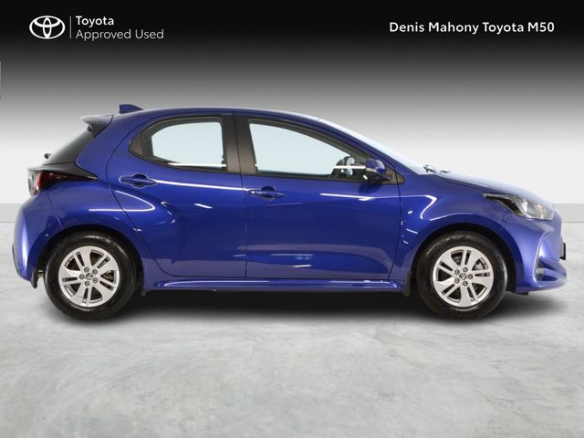 Image for 2023 Toyota Yaris Hybrid Luna Auto