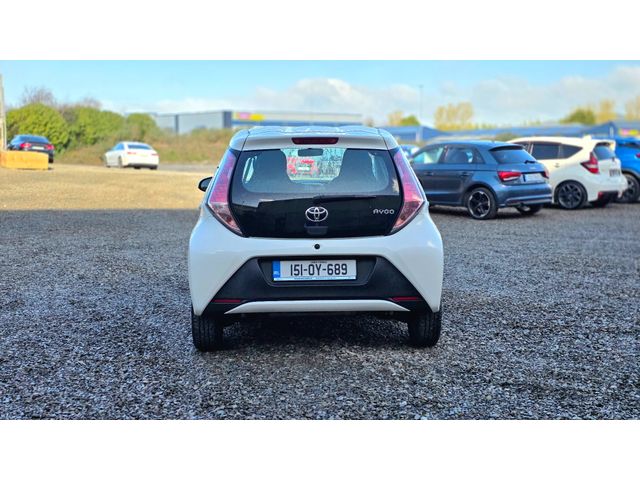Image for 2015 Toyota Aygo 1.0 5DR X-play 4DR