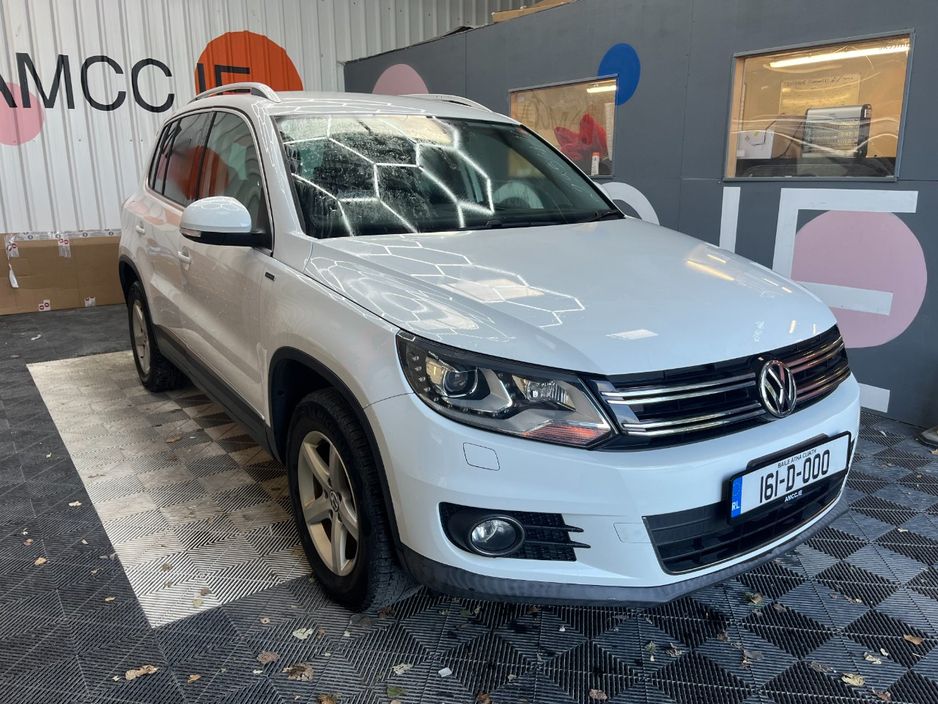 Image for 2016 Volkswagen Tiguan 2016 VOLKSWAGEN TIGUAN TSI 1.4 AUTOMATIC / CRUISE CONTROL / PARKING CAMERA / PADDLE SHIFTERS AND MORE