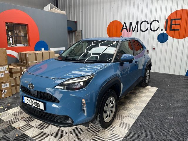 Image for 2021 Toyota Yaris Cross 2021 TOYOTA YARIS CROSS 1.5 AUTOMATIC / CRUISE CONTROL / PARKING CAMERA AND MORE