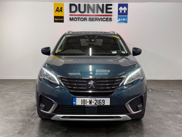 Image for 2018 Peugeot 5008 **APPLE CAR PLAY / ANDROID AUTO **DIGITAL DASH **AMBIANT INTERIOR LIGHTING **CRUISE CONTROL **LANE ASSIST **START STOP **ADAPTIVE HEADLIGHTS **HALF BLACK LEATHER HALF FABRIC SEATS **18" DIAMOND CUT W