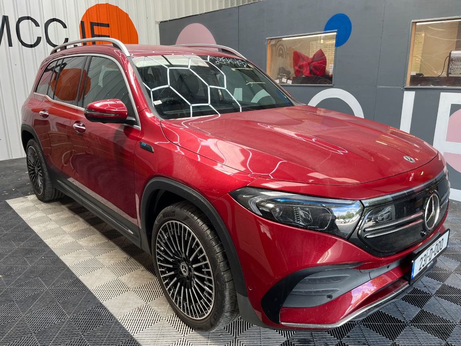 Image for 2023 Mercedes-Benz EQB 2023 MERCEDES-BENZ EQB350 4MATIC AUTOMATIC / CRUISE CONTROL / PARKING CAMERA / ELECTRIC MEMORY & HEATED SEATS / PADDLE SHIFTERS / AMBIENT LIGHTS / APPLE CARPLAY AND MORE