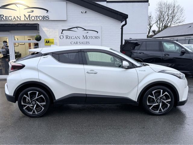 Image for 2017 Toyota C-HR (171) 1.8 HYBRID SPORT AUTO*DEPOSIT TAKEN*