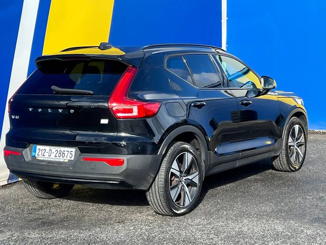 Image for 2021 Volvo XC40 R-DESIGN T4 RECHARGE 1.5 HYBRID // LEATHER/ALCANTARA R-DESIGN INTERIOR // MULTIMEDIA DISPLAY // R-DESIGN DIAMOND CUT ALLOYS