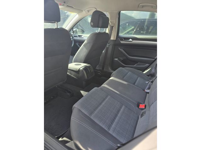 Image for 2020 Volkswagen Passat SE NAV 2.0 TDI MANUAL 