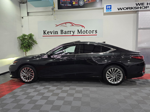Image for 2023 Lexus ES 300h **DEPOSIT TAKEN**