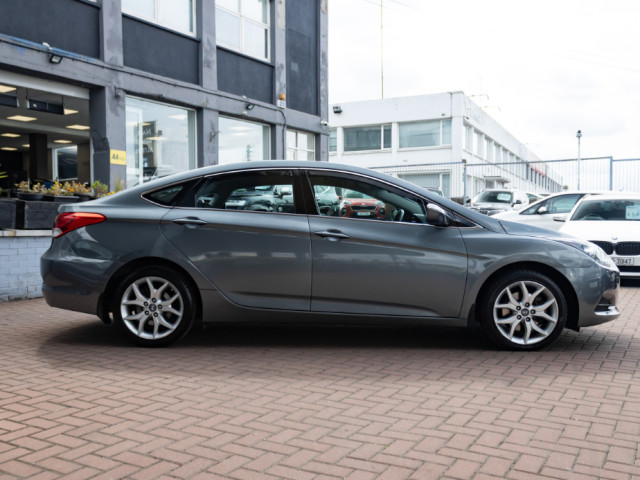 Image for 2018 Hyundai i40 1.7CRDI COMFORT 4DR SALOON // ONLY 99000 KMS // MINT CONDITION // BUY WITH CONFIDENCE AA AND SIMI APPROVED DEALER 2025 // FINANCE ARRANGED // ALL TRADE INS WELCOME // 