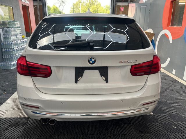 Image for 2019 BMW 3 Series 2019 BMW 320D WG 320D TOURING LUXURY AUTOMATIC/ CRUISE CONTROL / PARKING CAMERA / ELECTRIC MEMORY & HEATED SEATS AND MORE