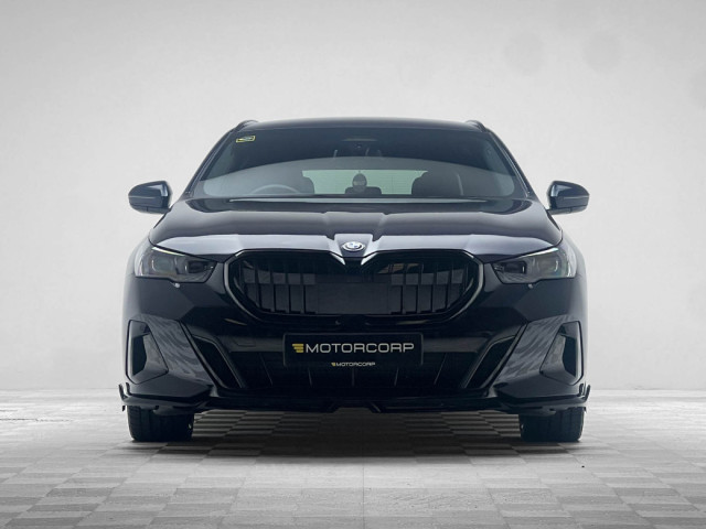 Image for 2025 BMW 5 Series 530E M SPORT