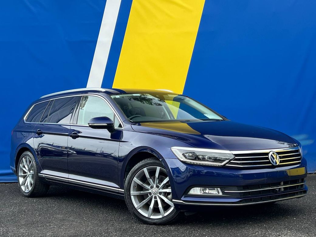 Image for 2019 Volkswagen Passat VARIANT HIGHLINE 2.0 TDI AUTO ** BIG SPEC ** // HEATED COOLED LEATHER SEATS // DRIVER MASSAGE SEAT // DIGITAL CLUSTER