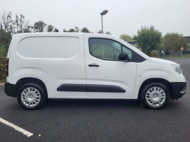 Image for 2022 Opel Combo 