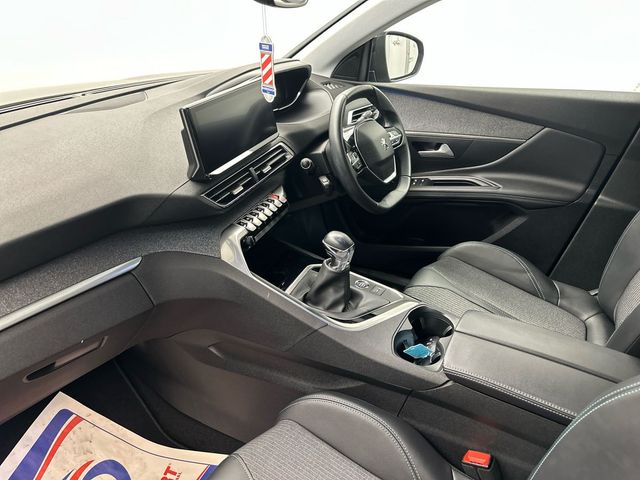 Image for 2022 Peugeot 3008 1.2 ALLURE **LOW MILEAGE** ++EURO++100 P/W