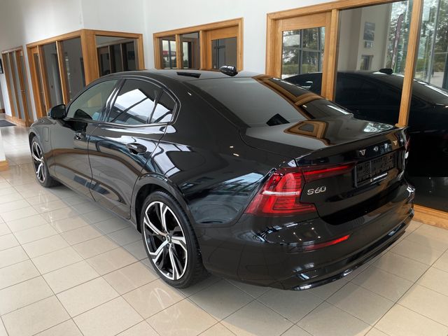 Image for 2023 Volvo S60 RECHARGE T8 PLUS AWD