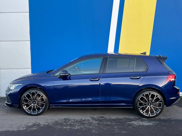 Image for 2022 Volkswagen Golf R PERFORMANCE PACK 2.0 TDI // NEW 19" R-LINE ALLOYS // REVERSE CAMERA // DIGITAL CLUSTER 