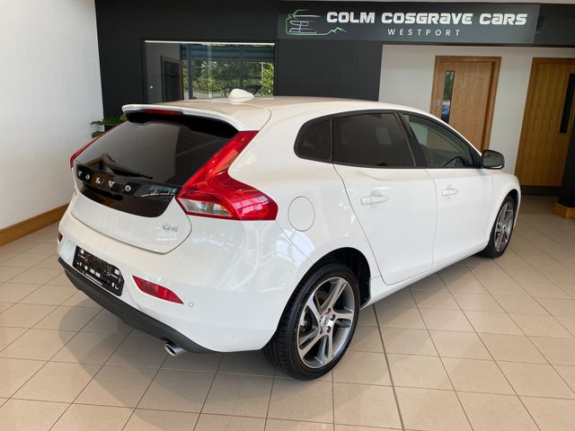Image for 2017 Volvo V40 D4 Momentum Auto