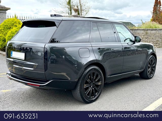 Image for 2026 Land Rover Range Rover P460e SE EDITION AUTO