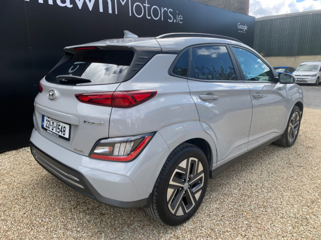 Image for 2022 Hyundai Kona EV 64KWH PREMIUM AUTO // VERY LOW MILEAGE // STUNNING CONDITION // ONE OWNER // FANTASTIC SPECIFICATION // 450 KM'S APPROX. RANGE // 