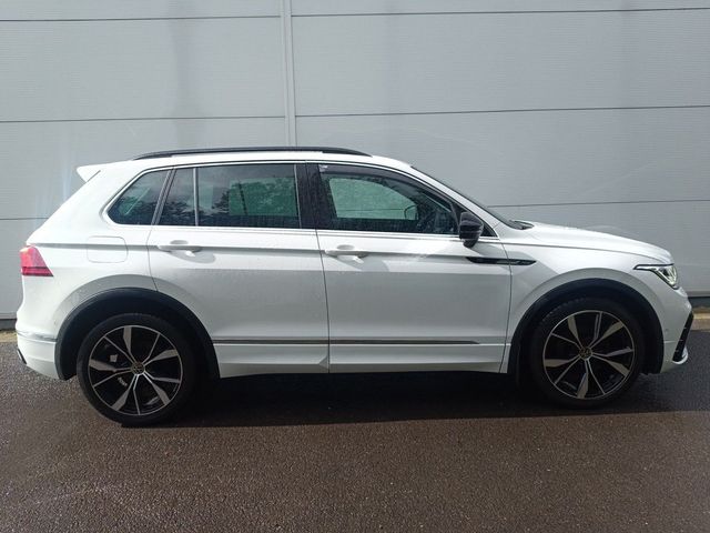 Image for 2023 Volkswagen Tiguan 2.0 TDI 150HP R-Line Top Spec Pure White