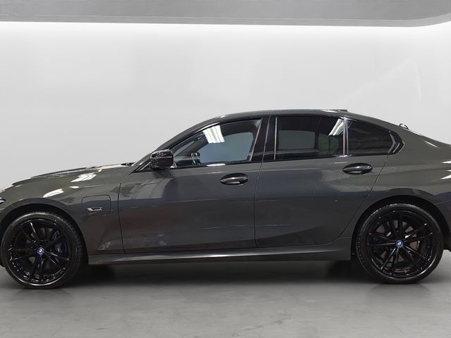 Image for 2022 BMW 3 Series 330E M-SPORT . DRAVIT GREY. HUGE SPEC. FINANCE ARRANGED. SIMI. AA APPROVED.