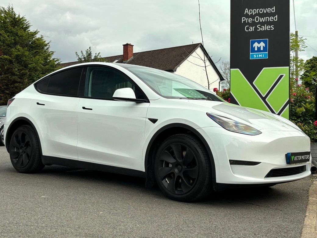 Image for 2023 Tesla Model Y Long-Range Dual Motor AWD