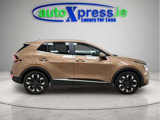 Image for 2022 Kia Sportage **RARE - AWD PHEV HUGE SPEC** Hybrid Automatic, Reversing camera
