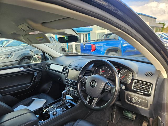 Image for 2018 Volkswagen Touareg R Line 3.0tdi 262BHP V6 5DR Auto