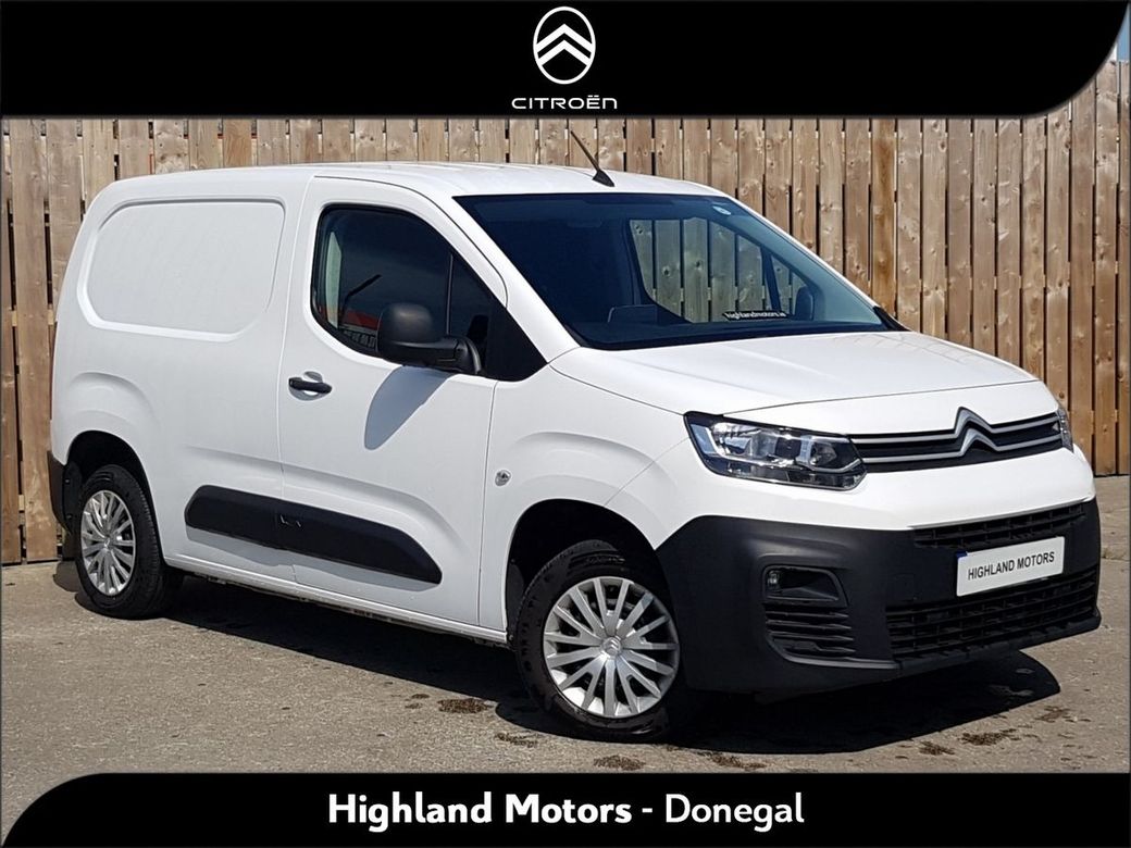 Image for 2021 Citroen Berlingo TOUCH BlueHDi