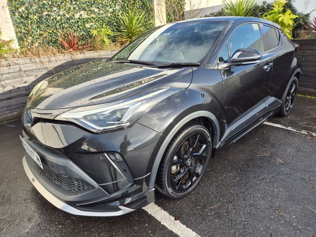 Image for 2020 Toyota C-HR 1.8 HYBRID / SOL G-PACK NERO EDITION WITH SAFETY PACK / TAX €160 (REG 202)