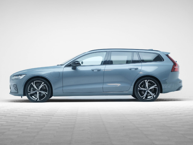 Image for 2023 Volvo V60 RECHARGE T6 PLUS