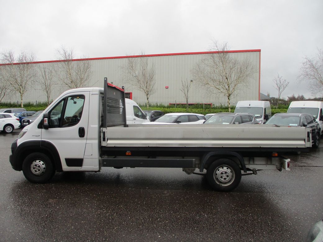Image for 2019 Fiat Ducato Maxi 35 Lxwb Drop Side TRUCK 150 E6
