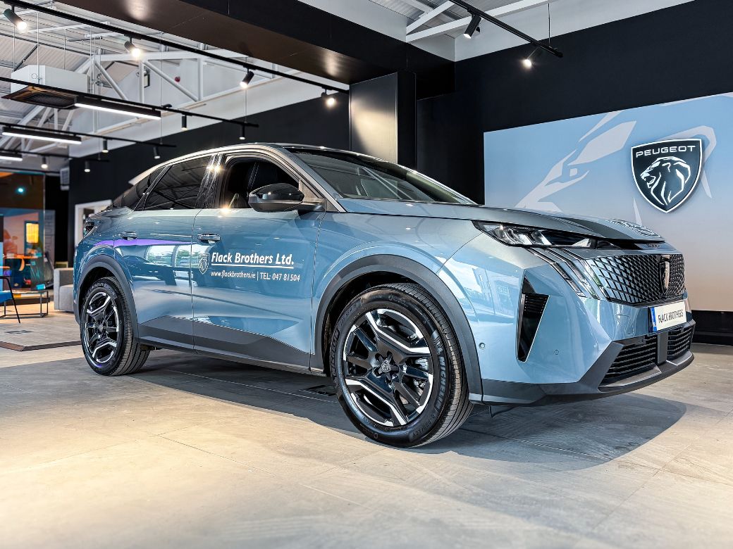 Image for 2025 Peugeot 3008 Eallure 73kWh 210bhp 04DR A