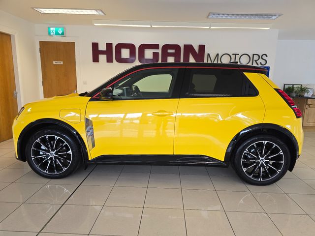 Image for 2025 Renault 5 Iconic Five 52kWh 150BHP * Best Range & Spec * Safety Pack Plus * 