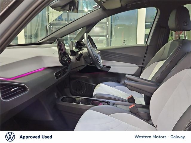 Image for 2023 Volkswagen ID.3 Life DX New Model 204HP 58kWh, Rear Camera, Privacy Glass, Upgrade Interior, App Connect, Stunning Example