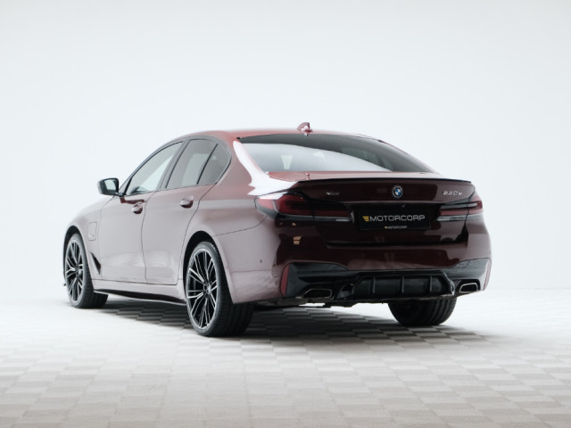 Image for 2022 BMW 5 Series 530E M SPORT XDRIVE *SUNROOF*