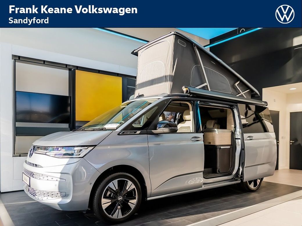 Image for 2026 Volkswagen California OCEAN AUTO 2.0TDI 150BHP *ELECTRIC POP UP ROOF* *HALMSTED ALLOYS* *FOLDING TRAILER HITCH* *APPLE CARPLAY/ANDROID AUTO* *REAR VIEW CAMERA* *FRONT AND REAR PARKING SENSORS*