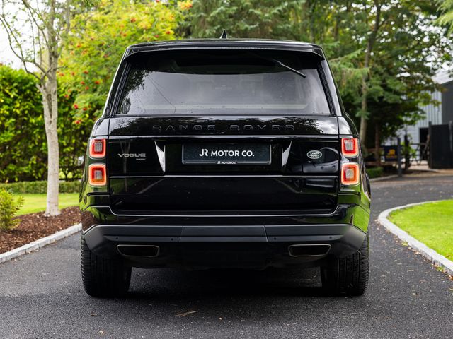 Image for 2020 Land Rover Range Rover P400E Vogue **LOW MILES**