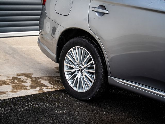 Image for 2018 Mitsubishi Outlander 2.4 4H Phev 132BHP 5DR Auto