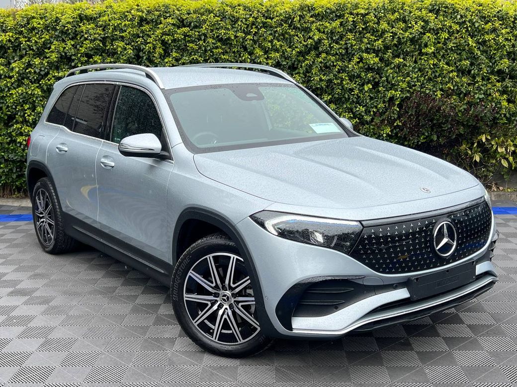 Image for 2024 Mercedes-Benz EQB EQB300 4MATIC AMG-LINE EXECUTIVE 7-SEATER // VERY LOW MILEAGE // 360 PARKING SENSORS // ADAPTIVE CRUISE CONTROL