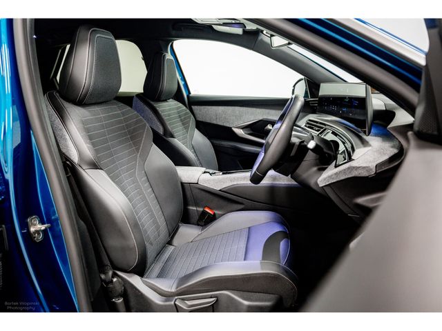 Image for 2024 Peugeot 3008 E-Allure 73kWh 210BHP