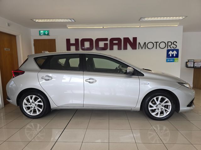 Image for 2018 Toyota Auris Hybrid Icon Automatic