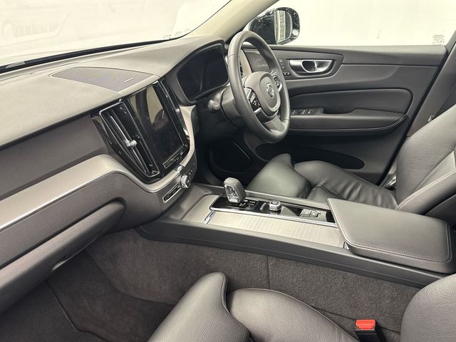 Image for 2023 Volvo XC60 T6 PLUS DARK *FREE HAMPER* €125 P/W ON PCP