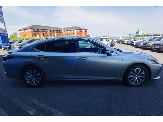 Image for 2020 Lexus ES 300h 2.5 EXECUTIVE AUTOMATIC PETROL HYBRID **SUNROOF** - FINANCE AVAILABLE - CALL US TODAY ON 01 492 6566 OR 087-092 5525