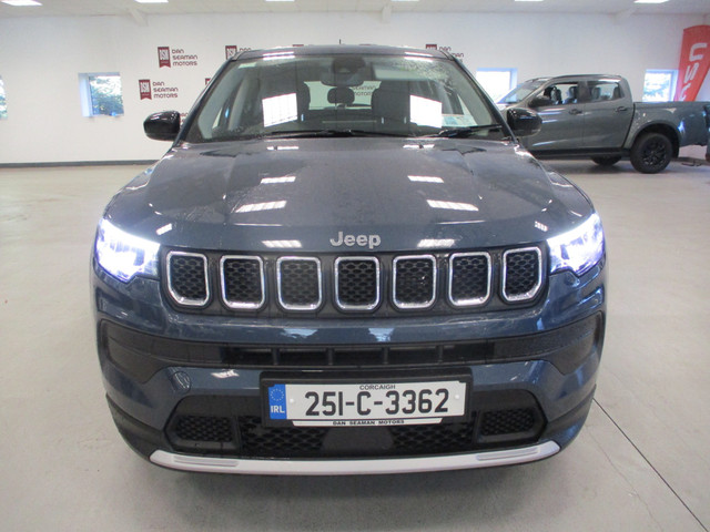 Image for 2025 Jeep Compass Altitude E-hybrid 1.5 130hp-CAMERA-HEATED SEATS-CRUISE-CARPLAY-ONE OWNER