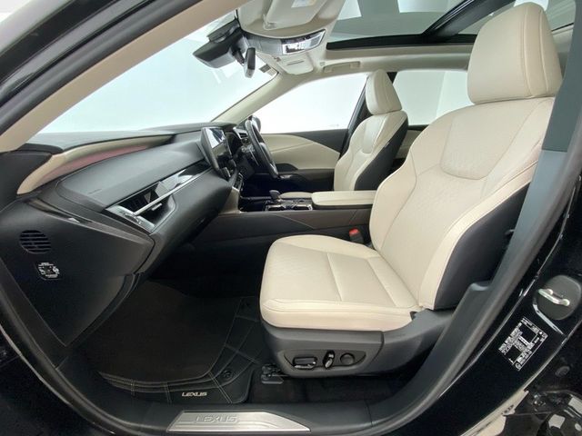 Image for 2025 Lexus RX450h+ Luxury