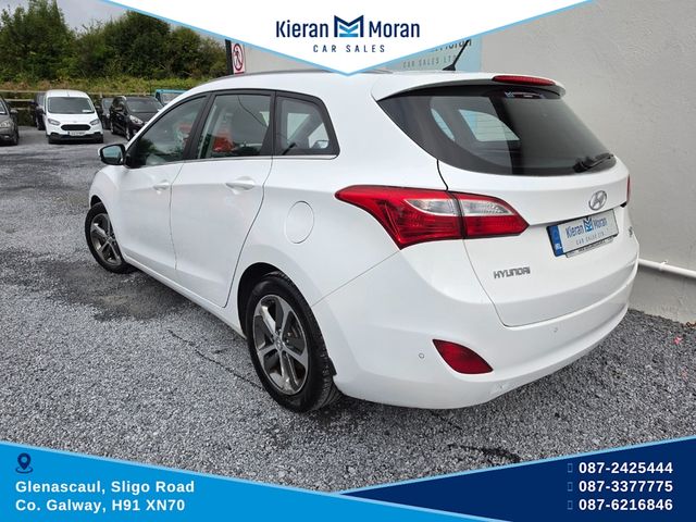 Image for 2016 Hyundai i30 1.6 TOURER DELUXE 5DR