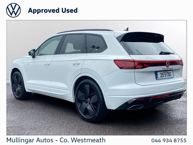 Image for 2025 Volkswagen Touareg 3.0TDI R-Line Black edition 5 seat