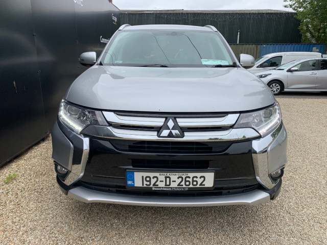 Image for 2019 Mitsubishi Outlander 2.2 DI-D 4WD COMMERCIAL // NO VAT // 07/27 CVRT // GREAT CONDITION // CRUISE, REVERSE CAMERA AND AIR CON // 