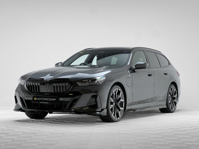 Image for 2025 BMW 5 Series 530E TOURING M SPORT