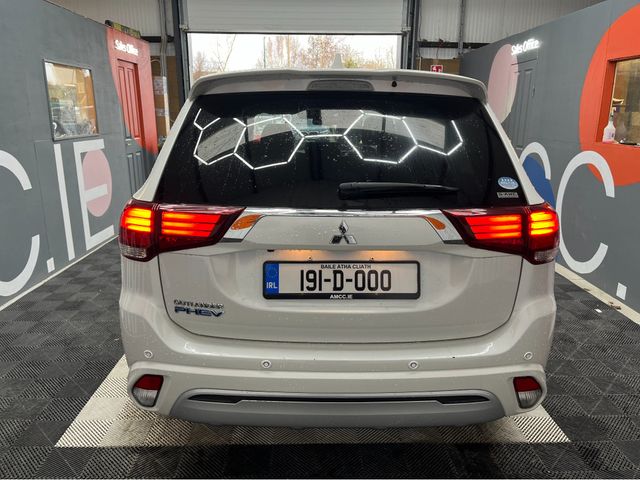 Image for 2019 Mitsubishi Outlander €22950! 2019 MITSUBISHI OUTLANDER PHEV LIMITED EDITION 4WD 2.4 AUTOMATIC / CRUISE CONTROL / REVERSE CAMERA / ELECTRIC HEATED SEATS / HEATED STEERING WHEEL 